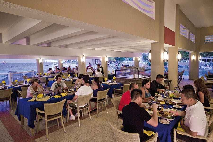 restaurante pizzeria riu caribe tcm55 228591