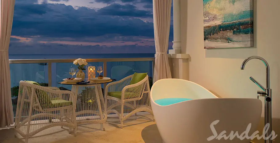 Beachfront Grande Luxe Club Level Junior Suite wBalcony Tranquility Soaking Tub 2 of 5