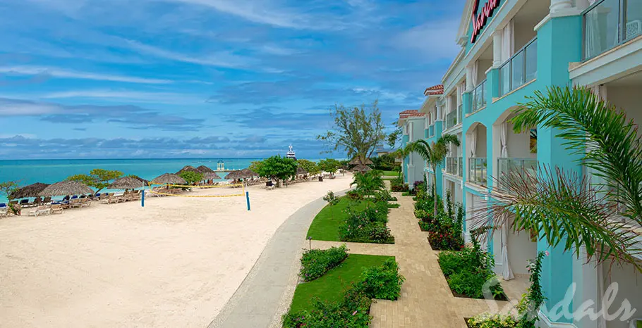 Beachfront Honeymoon Walkout Club Elite Junior Suite wPatio Tranquility Soaking Tub 5 of 7