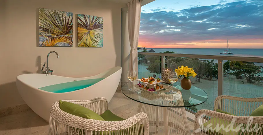 Beachfront One-Bedroom Butler Suite wTranquility Soaking Tub 3 of 6