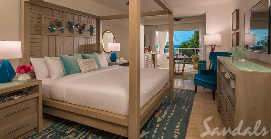 Crystal Lagoon Honeymoon Oceanview One-Bedroom Butler Suite w Balcony Tranquility Soaking Tub 2 of 7