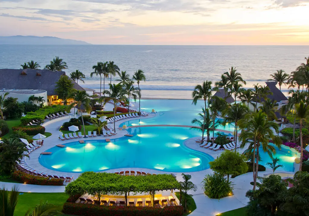 Grand Velas Riviera Nayarit infinity pool