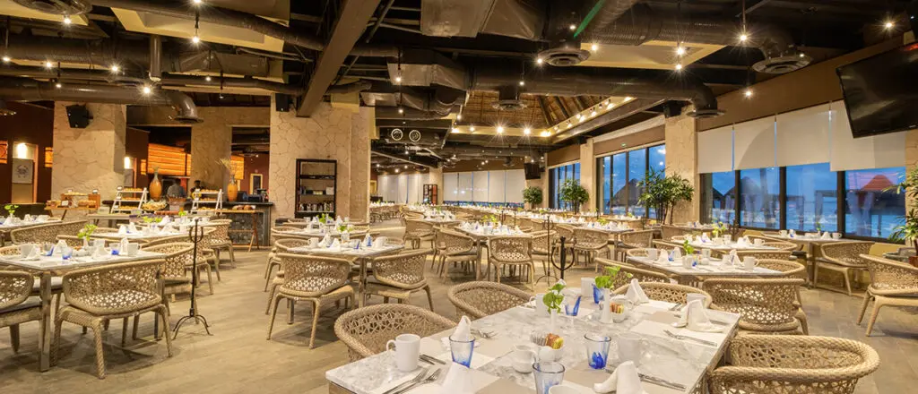 caprichos restaurant villa palmar cancun