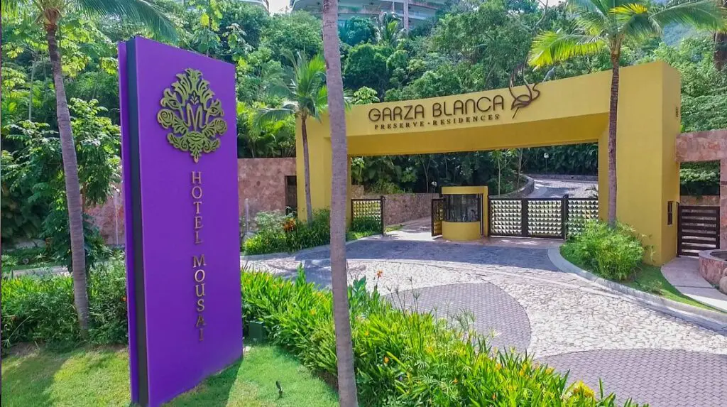 luxury and comfort at puerto vallarta hotel mousai