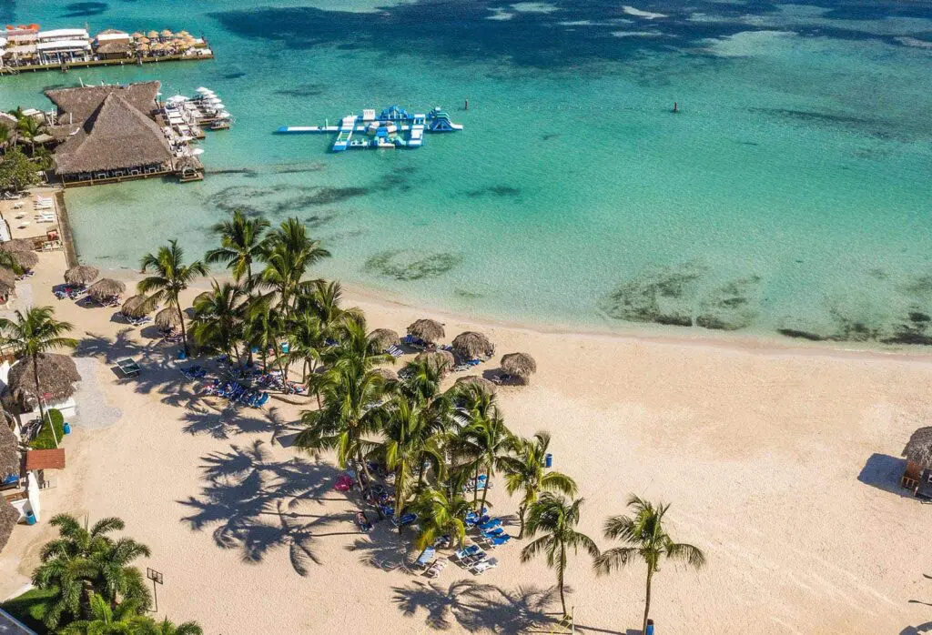 A hotel at the Boca Chica Bay