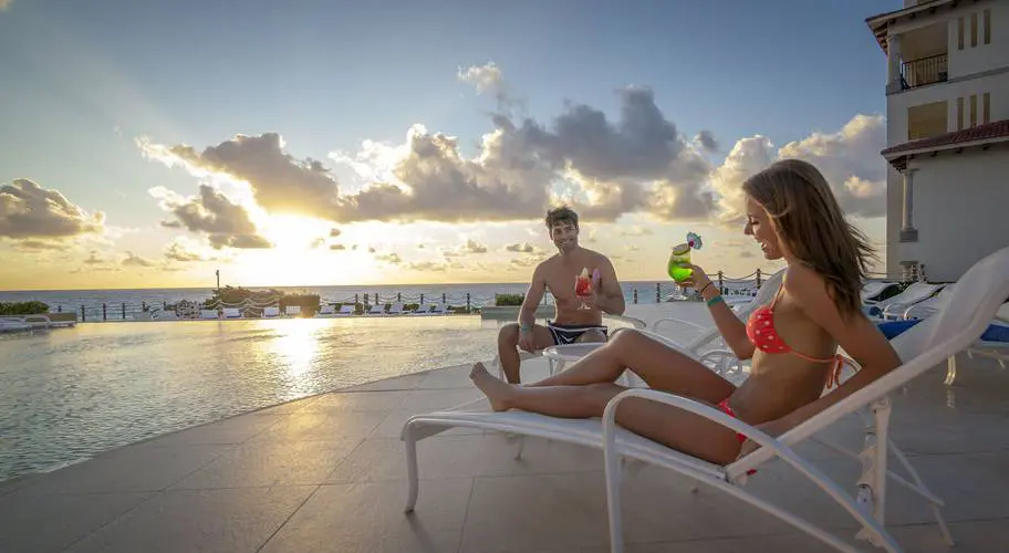 Grand Park Royal Cancun_Swimming Pool