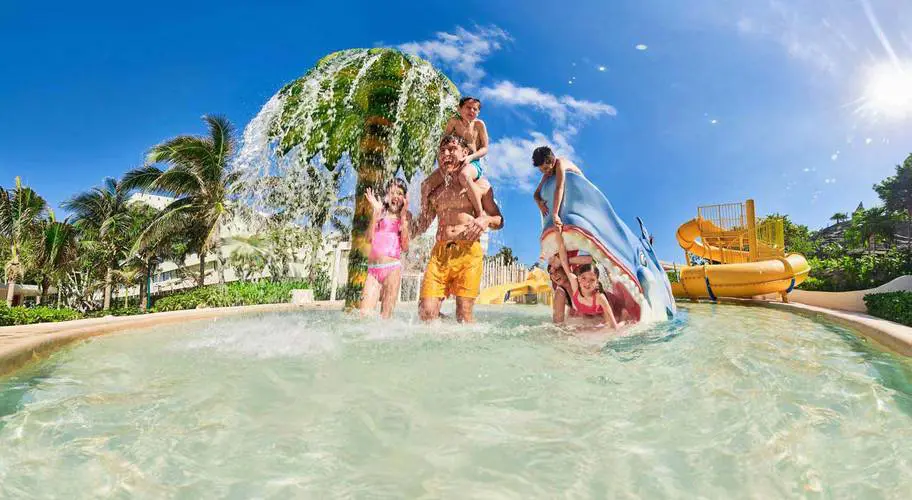 Park Royal Beach Cancun Hotel _Water Park