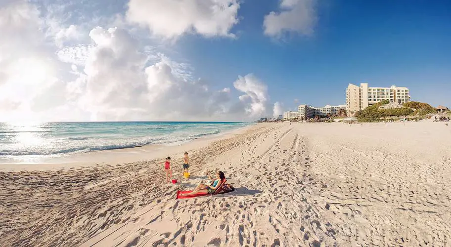 Park Royal Beach Cancun_beach view