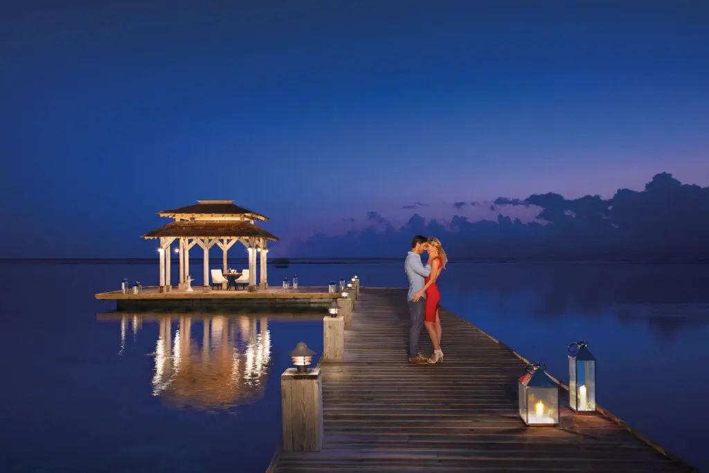 Zoetry Montego Bay-RES-RomanticDinner-Pier-1A-RGB-CB