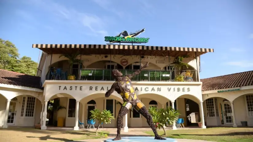 Usain Bolt statue